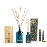 Founders Selection: 1000 ml Duftstäbchen nach Wahl + 250 ml Duftstäbchen mit demselben Duft GRATIS + 15 ml Reise-Eau de Parfum mit demselben Duft GRATIS